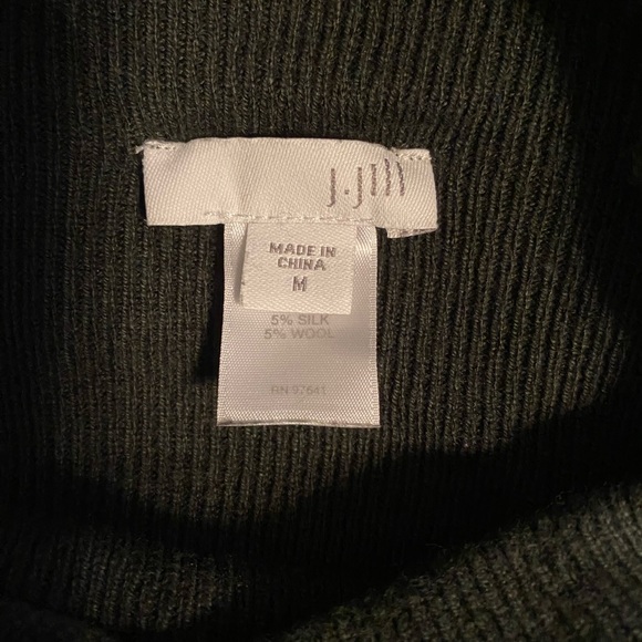 🎀Women’s J Jill Brand Mock Turtleneck Sweater Size Medium Hunter Green Color - Picture 3 of 5